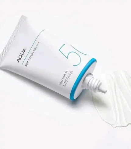 Close-up texture of Missha aqua gel sunscreen